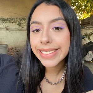 Meet your Posher, Alexandra